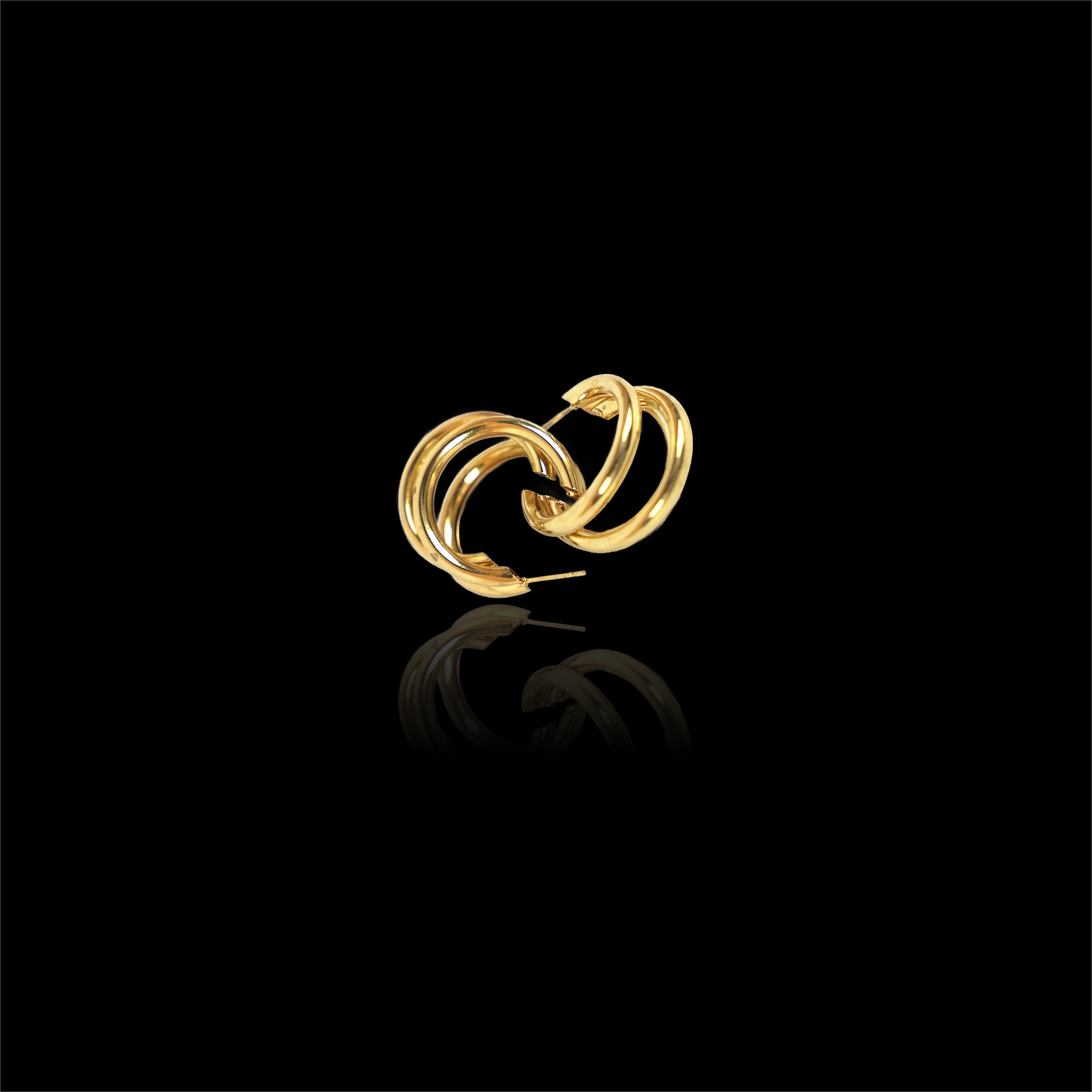 GOLD VIVID ARC EARRINGS